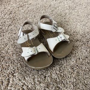 Size 6 saltwater sandal